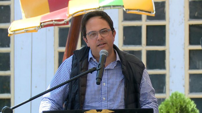 Gobierno de Ecuador acepta renuncia de Xavier Vera