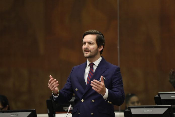 Esteban Torres
