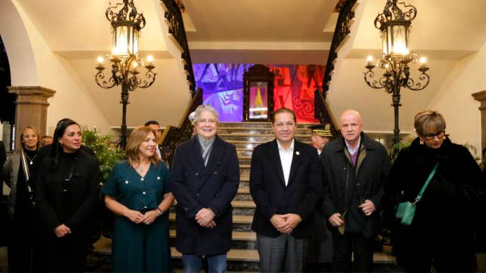 Serenata quiteña: ¿evento privado?