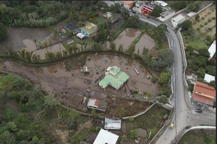 Guayllabamba inundada