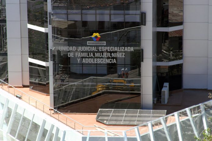 Edificio de la Unidad Judicial Especilizada de la Niñez, que forma parte del Consejo de la Judicatura que preside Wilman Terán.
