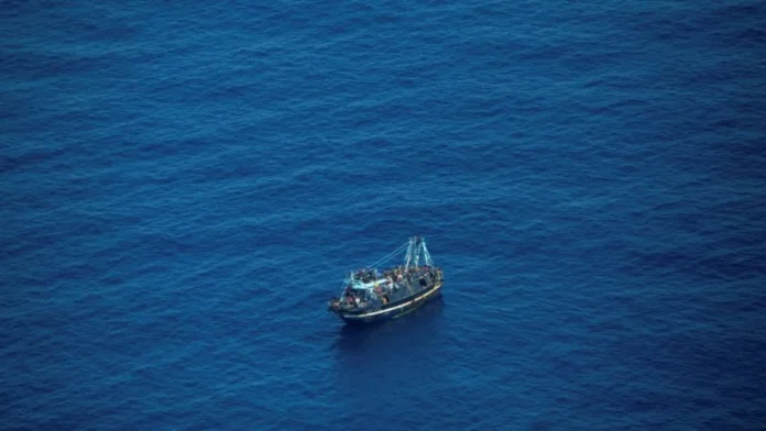 Operación de rescate para salvar a unos 400 migrantes