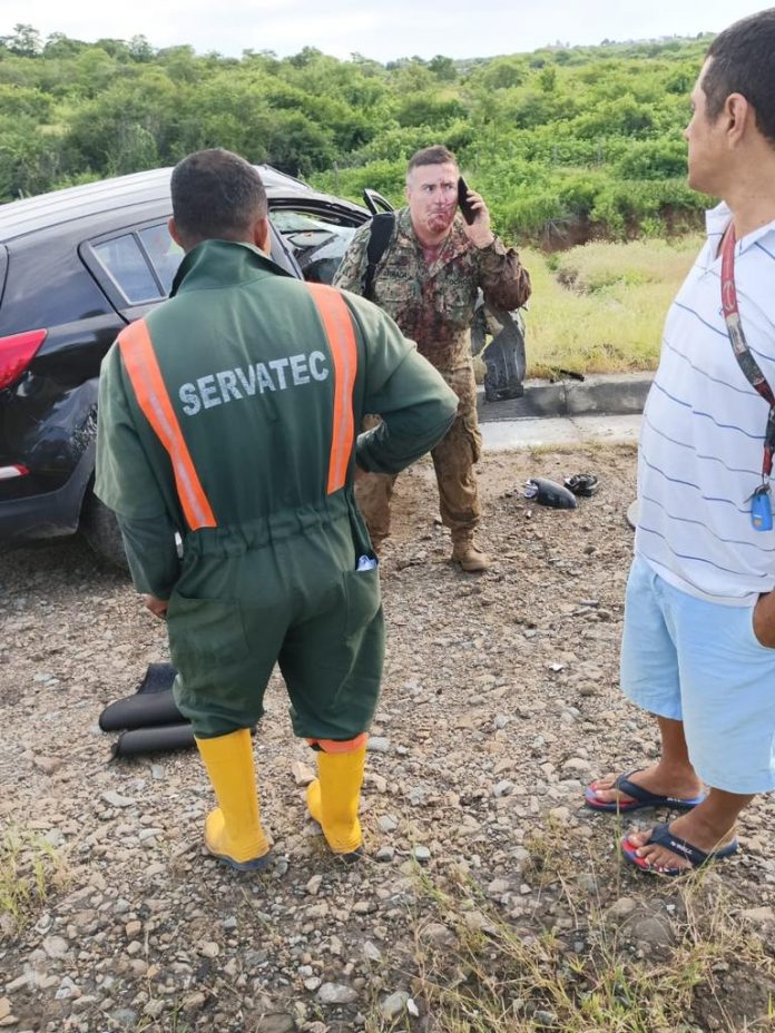 Personal naval herido en escena del crimen luego de ser emboscado