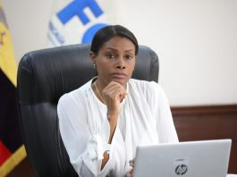 Diana Salazar en su puesto de Fiscalía