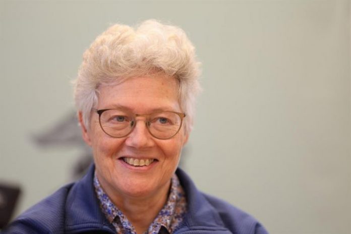 Anne L`Huillier es la Premio Nobel de Física con su experimiento de attosegundos y electrones. Se ha convertido en una de las 5 ganadoras.