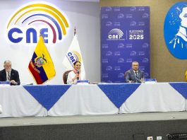 El Consejo Nacional Electoral desestimó impugnacines del correísmo y ratificó la transparencia del escrutinio de la segunda vuelta de elecciones presidenciales.