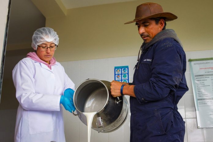 Ecuador firmó un acuerdo sanitario con China que permitirá exportar productos lácteos. gremio espera aprovechar esta oportunidad comercial.