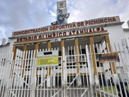 El Estadio Olímpico Atahualpa vuelve a manos de la Concentración Deportiva de Pichincha, pero su recuperación aún no tiene recursos garantizados ni un plan definido. Atletas y autoridades exigen respuestas.
